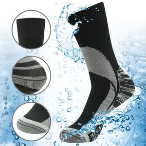 Custom cotton Unisex Non-slip Men Thick Breathable Crew Athletic Sports Waterproof Socks