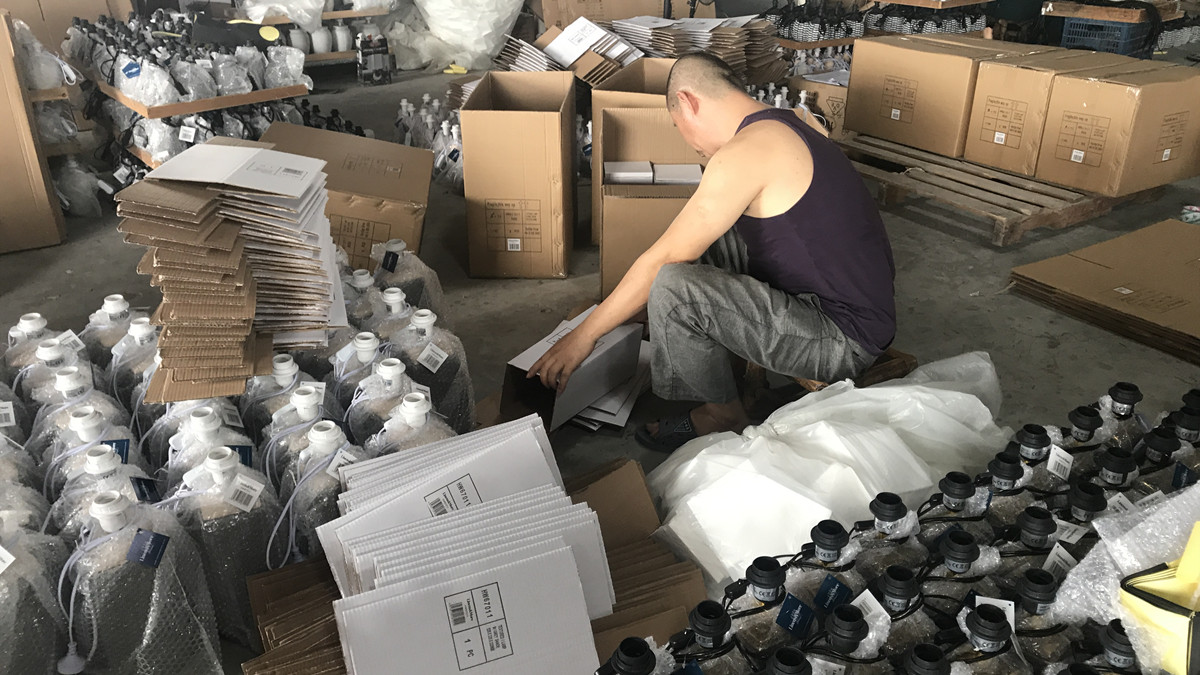 Chaozhou Fengxi Jinming Ceramic Lamps Factory factory image 2