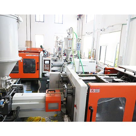 Linhai Zhongqi Opto Electrical Technology Co., Ltd. factory image 3