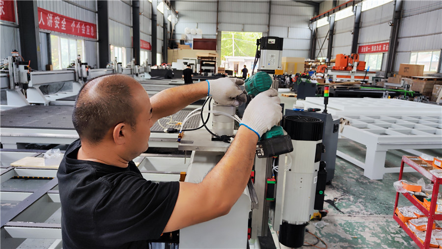 Jinan Uniontech Machinery Co., Ltd. Plasma Cutting Machine