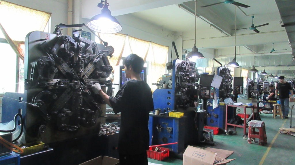 Dongguan Junhao Hardware Products Co., Ltd. Extension Spring