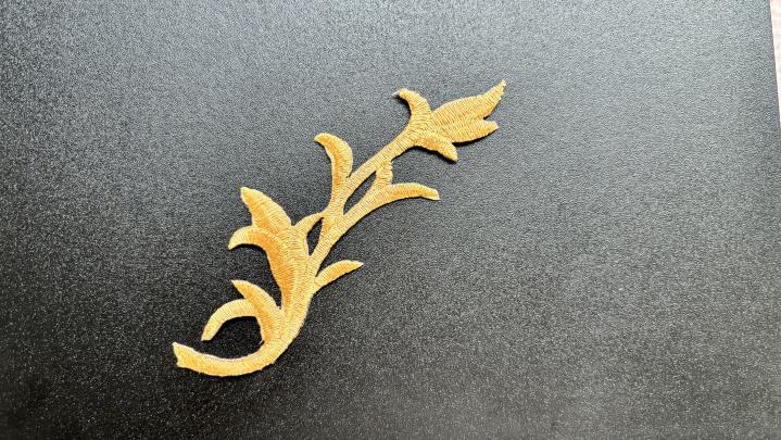 Yiwu Fenxinju Trading Co., Ltd. Garment Accessories