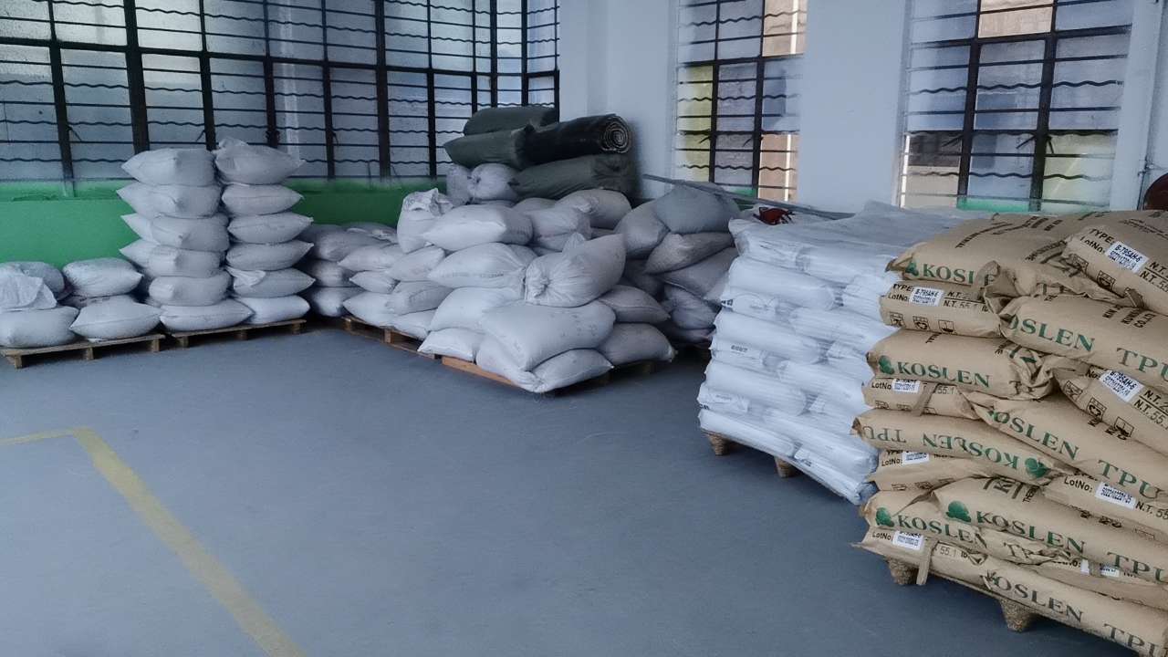 Jinjiang Yunbu Shoe Material Co., Ltd. rubber soles