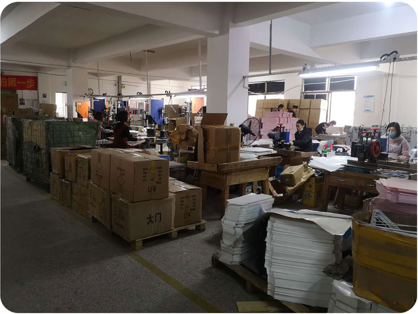 Yiwu Fandeng Household Products Factory shoe box