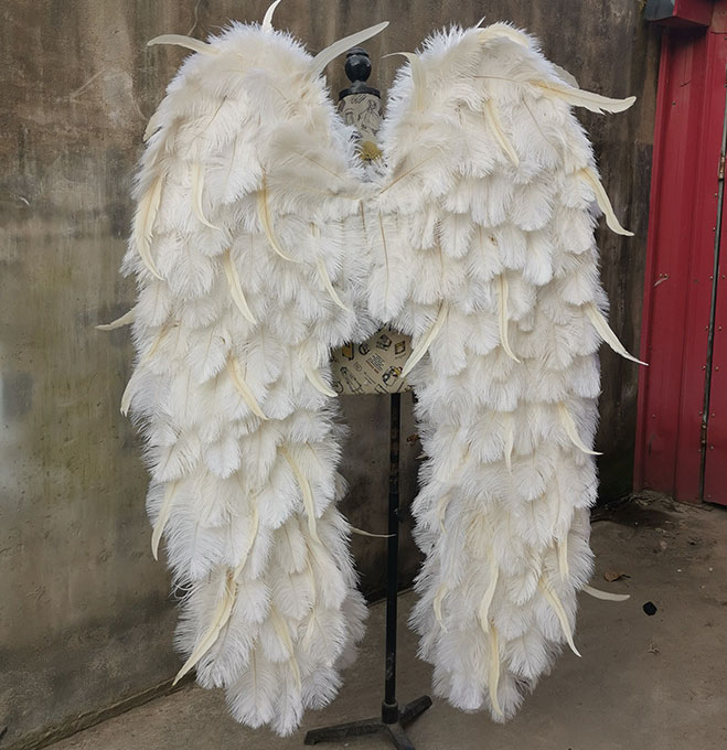 Cixi Hong Yuan Feather Products Co., Ltd. White Ostrich Feather Angel Wing For Adult Christmas Party Costume Cosplay Dance Stage Show Carnival Halloween Festive Decor