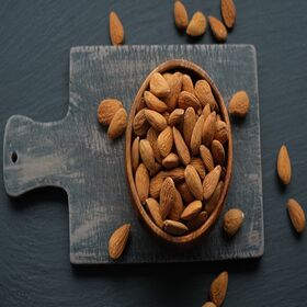 MAHAN FOOD & DRINKS LIMITED Walnuts nuts / Hazelnuts nuts / Cashews nuts / Macadamia nuts / Pistachios nuts / Peanuts nuts / Almonds nuts