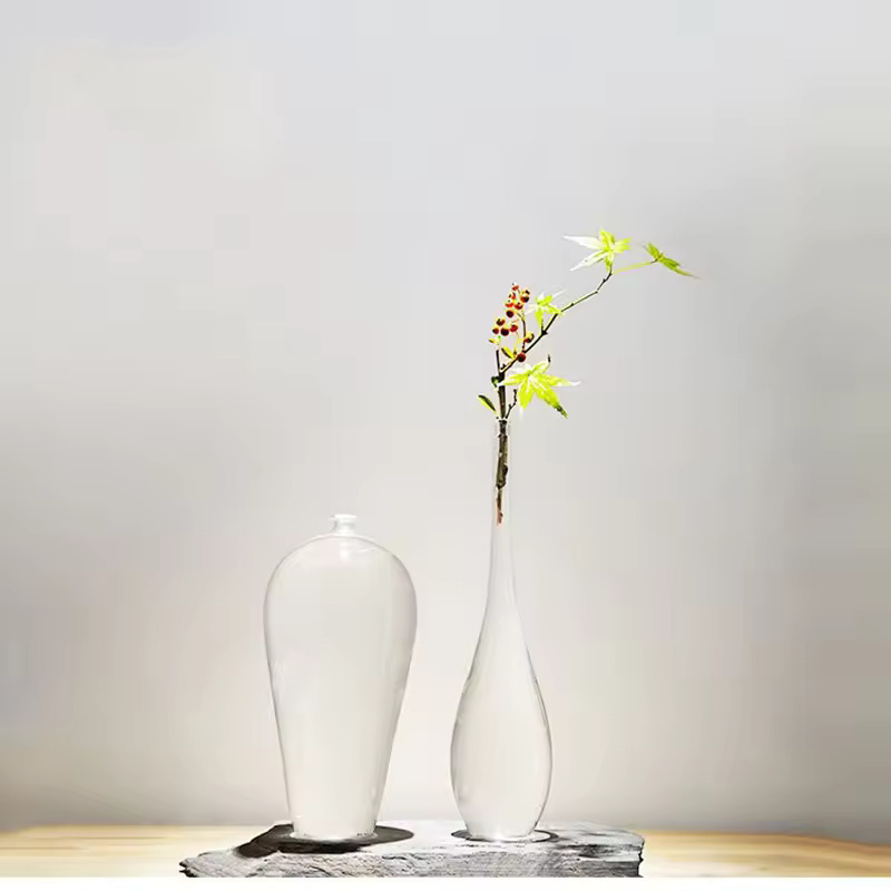 METIER LIFESTYLE PRODUCTS PRIVATE LIMITED High borosilicate glass vase unique flower hand blown glass colored modern creative vase for study room bed room dining room