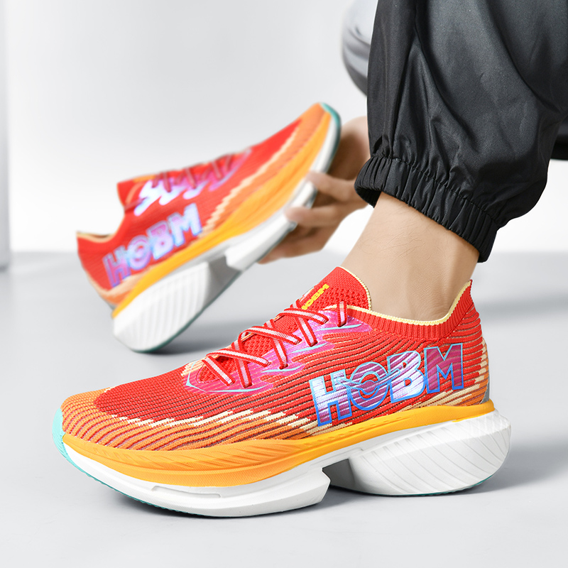 Custom Logo Breathable Anti Slip Cushioning Road Walking Style Sport Shoes Lifestyle Outdoor Sneakers Men Women Running Shoes