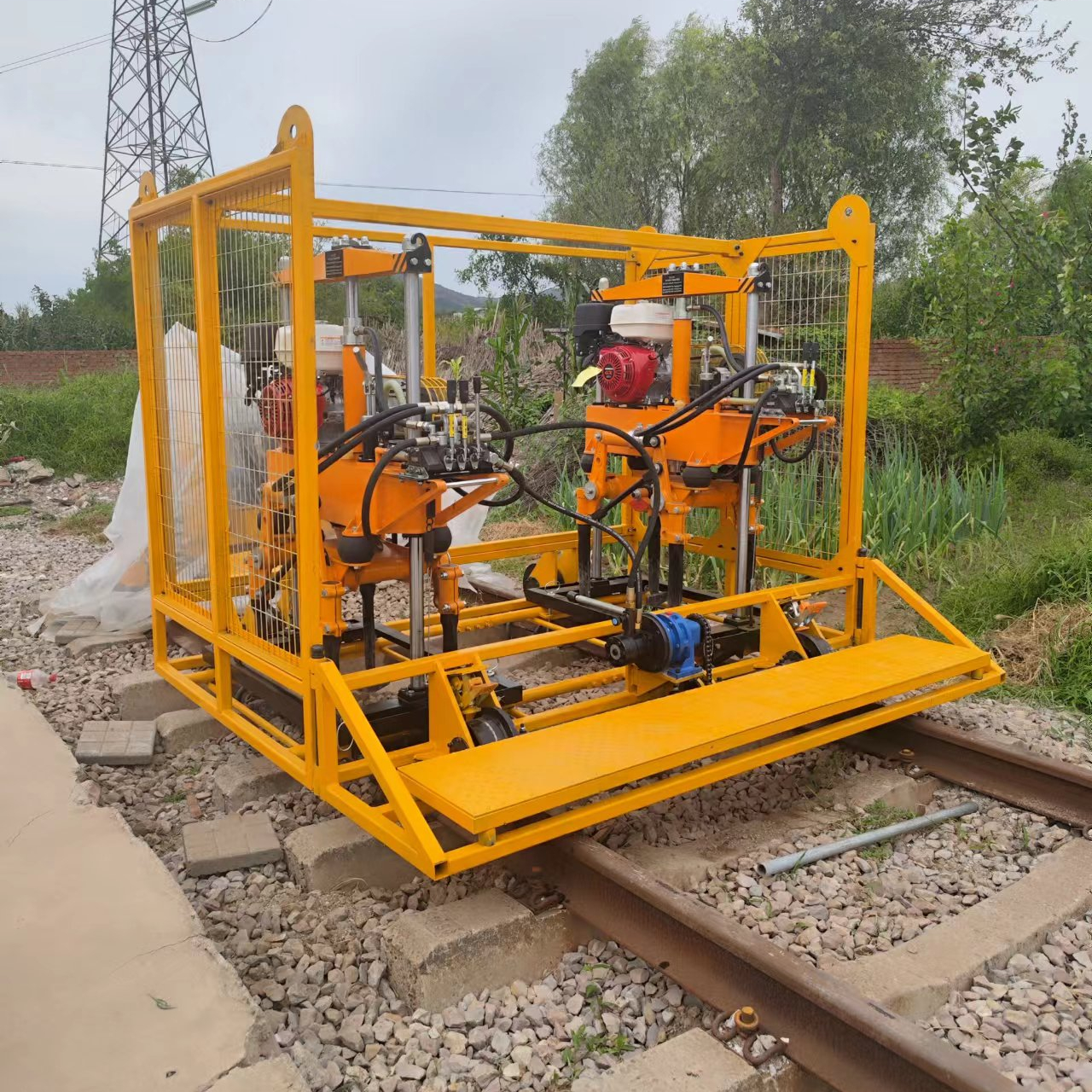 Wuhan Linkage Track Equipment Co., Ltd Smart rail tamping machine unit /Smart rail ballast bed tamping machine for track maintenance