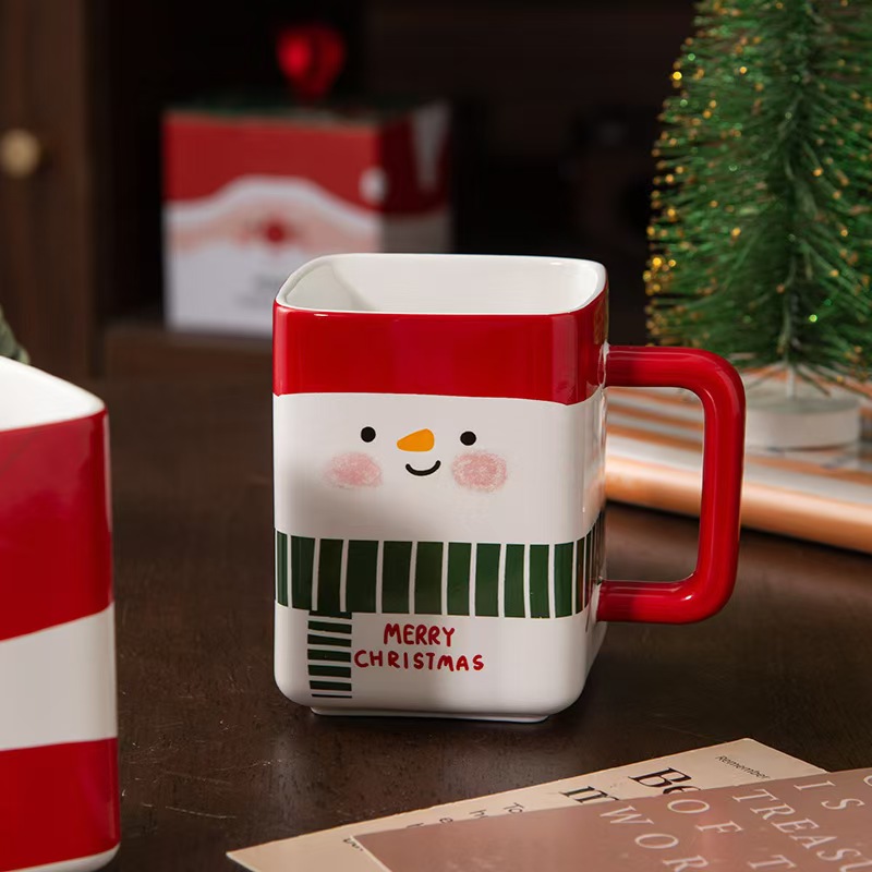 Dehua Chensheng Ceramic Craft Factory Custom logo wholesale creative square Christmas ceramic mug Christmas snowman pattern mug