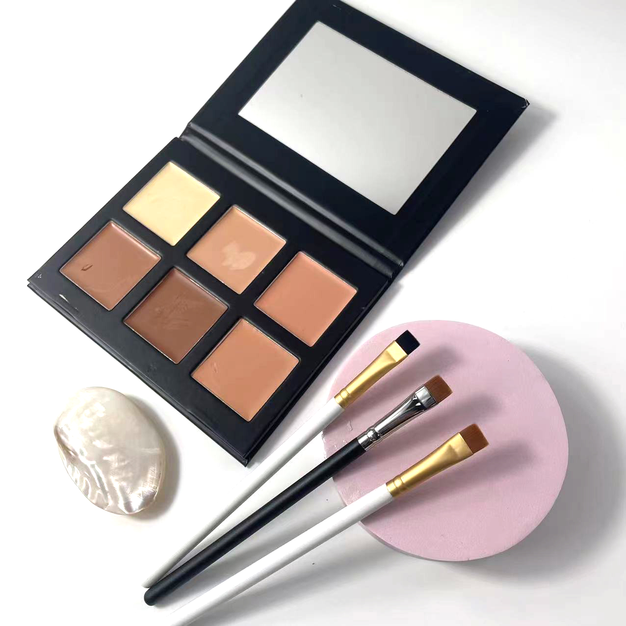 Jiaozuo Zhenlin Magnet Co., Ltd Lip Gloss Flat Eyebrow Brush White Handle Ultra-thin Monochrome Makeup Brush Flat Concealer Brush