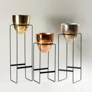 Sartaj International Fancy Circle Planter